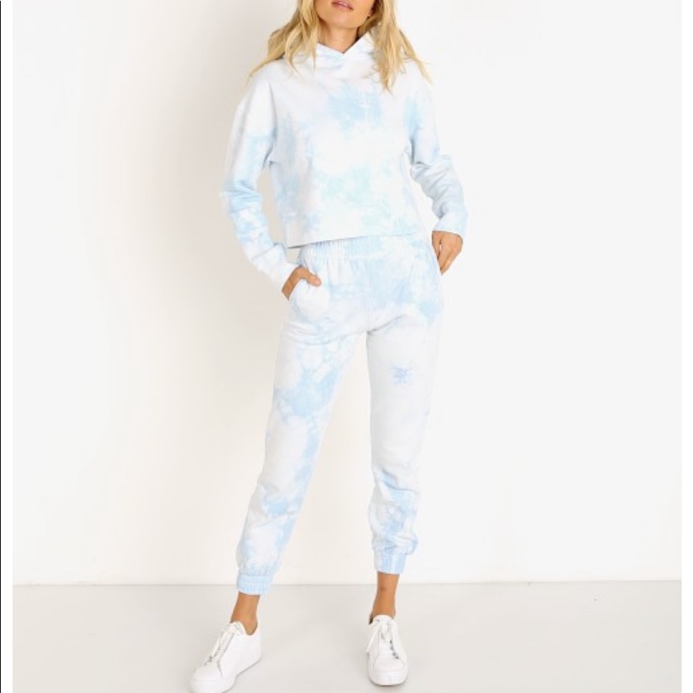 🆕 Frankie’s Bikinis ☁️ Aiden Tie Dye Cloud Sweatpants💙